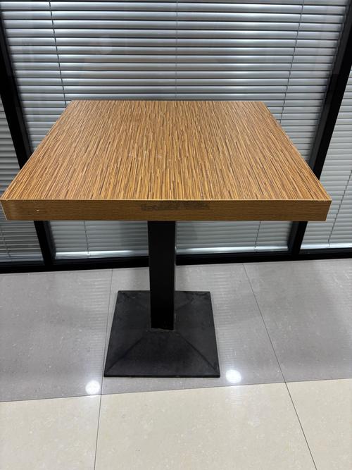 草堂校區(qū)辦公家具調(diào)劑公告